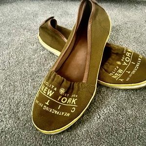 Tory Burch Canvas Flats size 8.5
